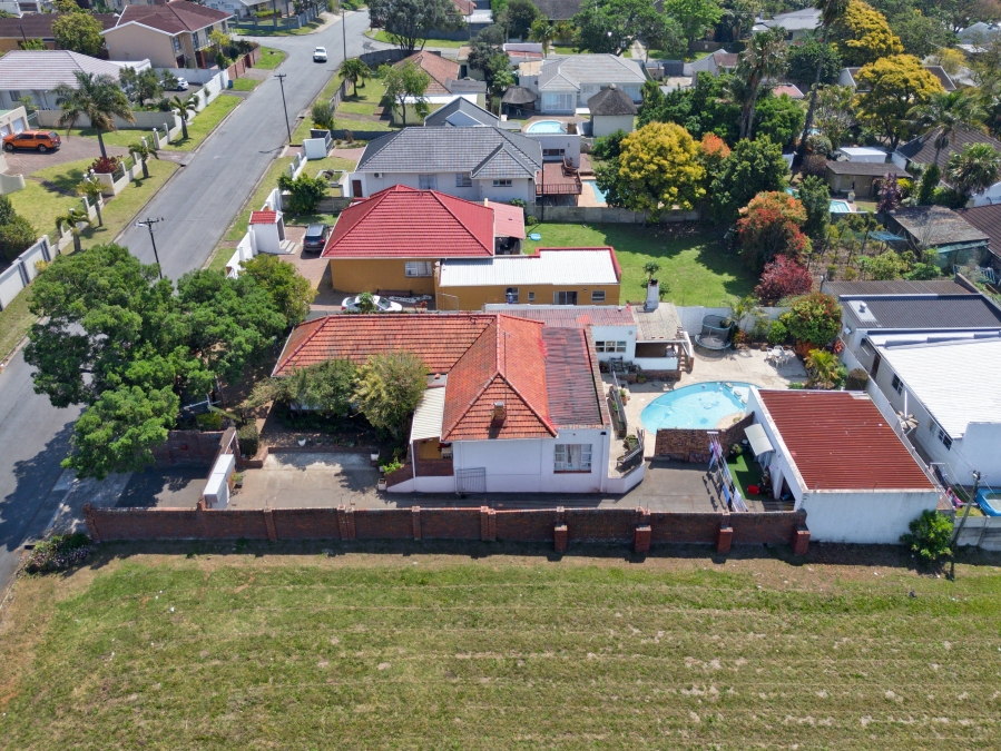 3 Bedroom Property for Sale in Nahoon Valley Park Eastern Cape